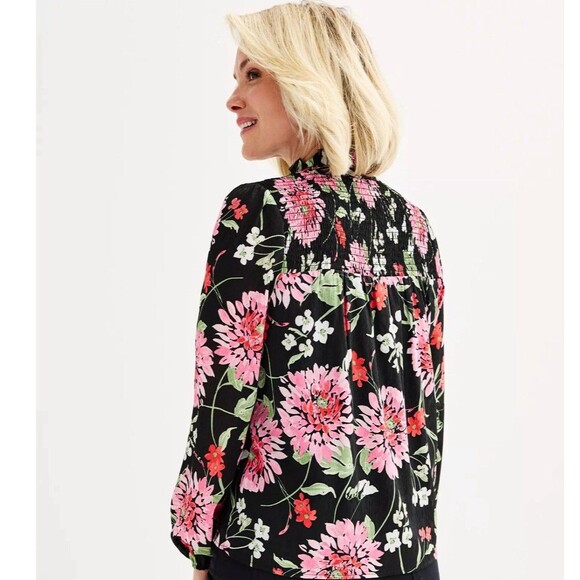 Draper James Black Floral Smocked Boxy Shirt Blouse Plus Size Size 1X XL Light - Picture 2 of 12